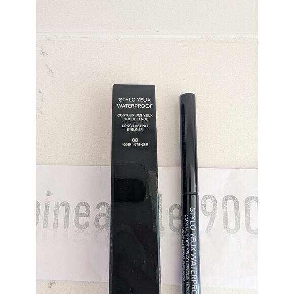 NIB Chanel Stylo Yeux Waterproof Long Lasting Eyeliner #88 Noir Intense - Picture 2 of 5